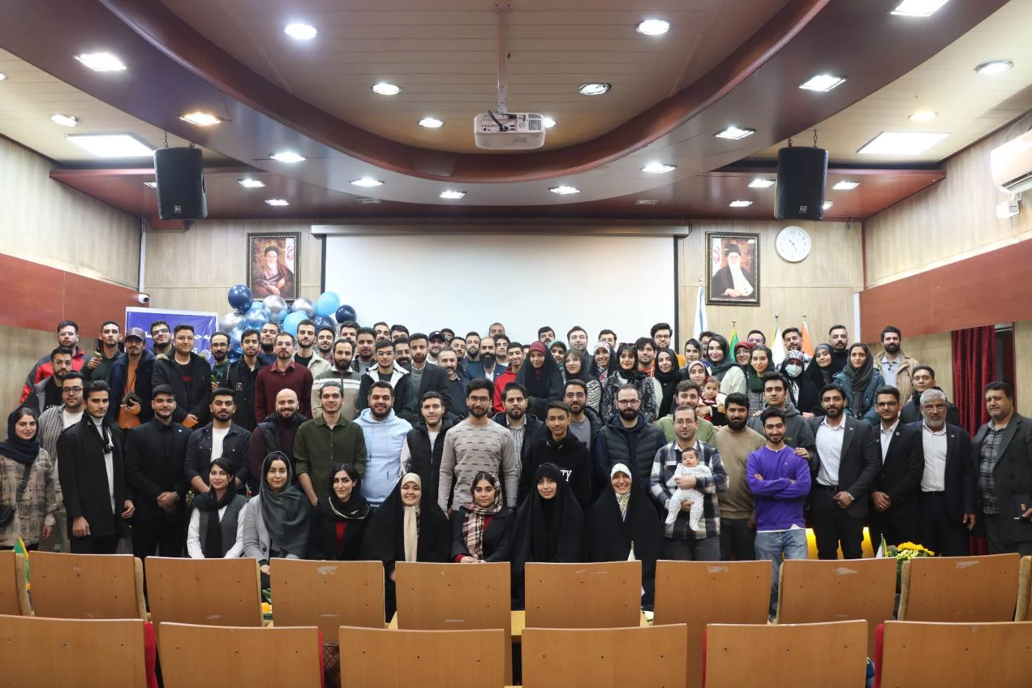 بوت کمپ مکین دورهمی برنامه نویس ها